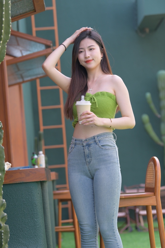 动漫人物打朴克又喊又叫